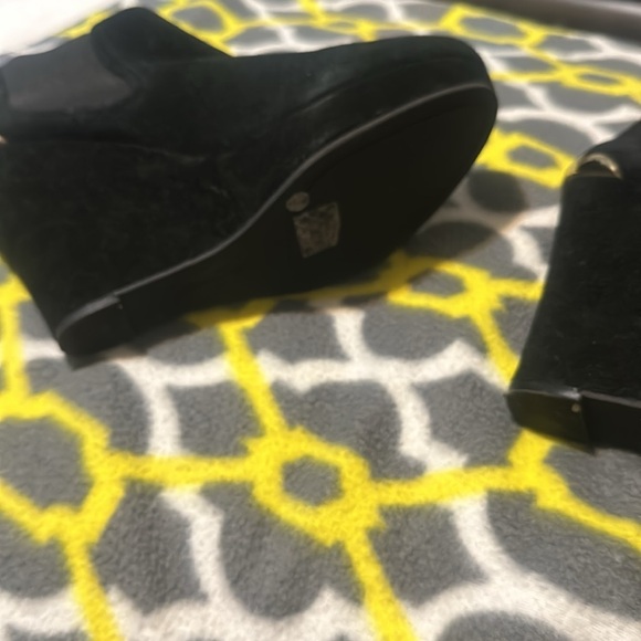 Jessica Simpson size is 10 M - Picture 6 of 7